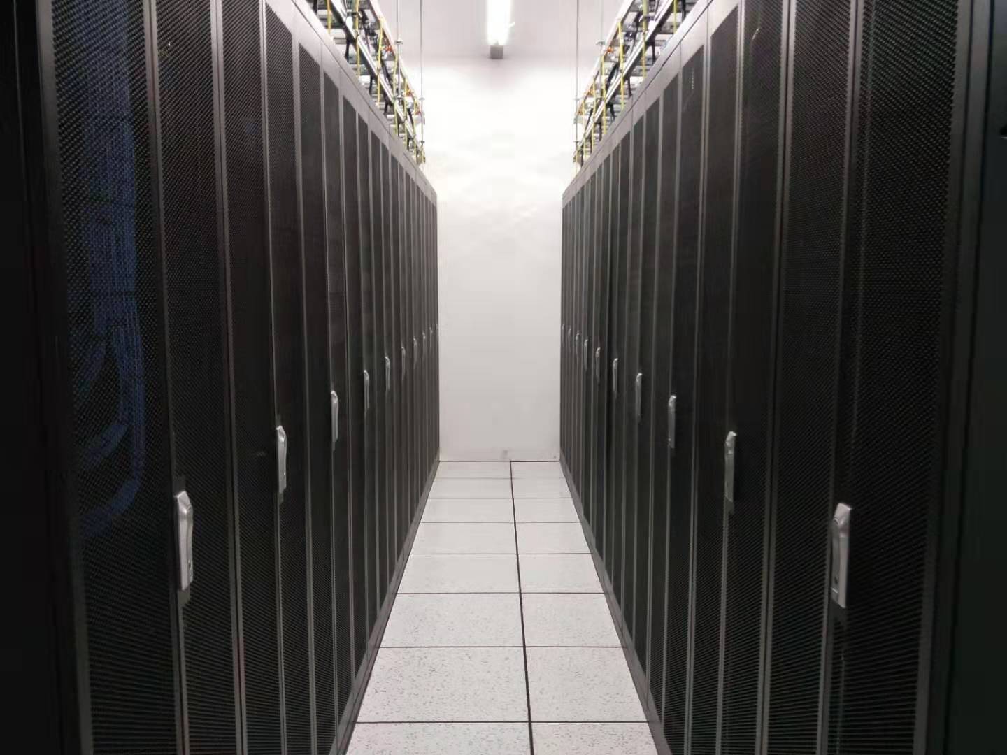 富顺IDC机柜促销季开启